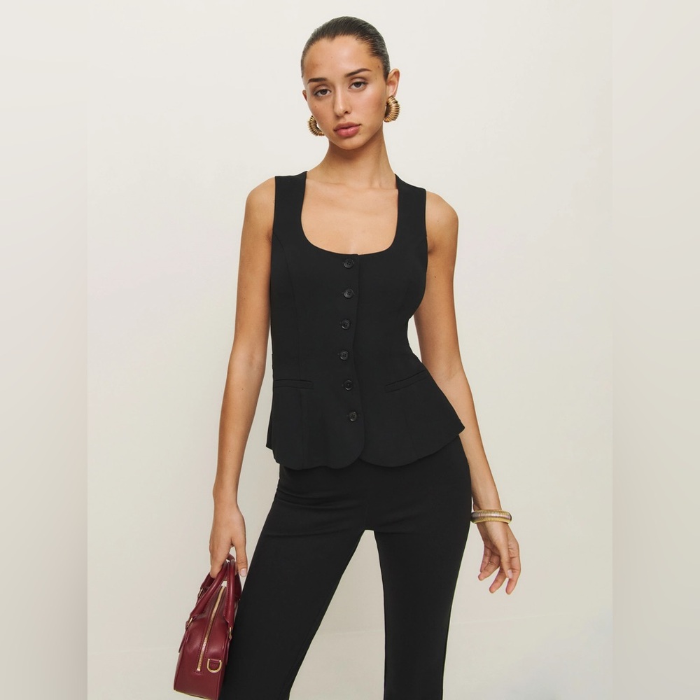 Reformation Delanie Top Black - Size 6
